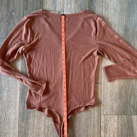 Abercrombie & Fitch Soft AF Cozy brown long sleeve bodysuit size Large - Picture 7 of 9